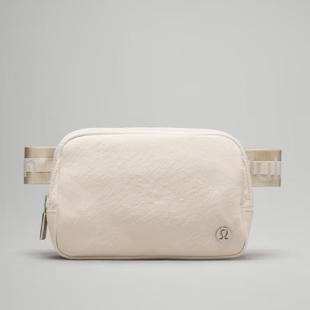 lululemon athletica Everywhere Belt Bag Wordmark
